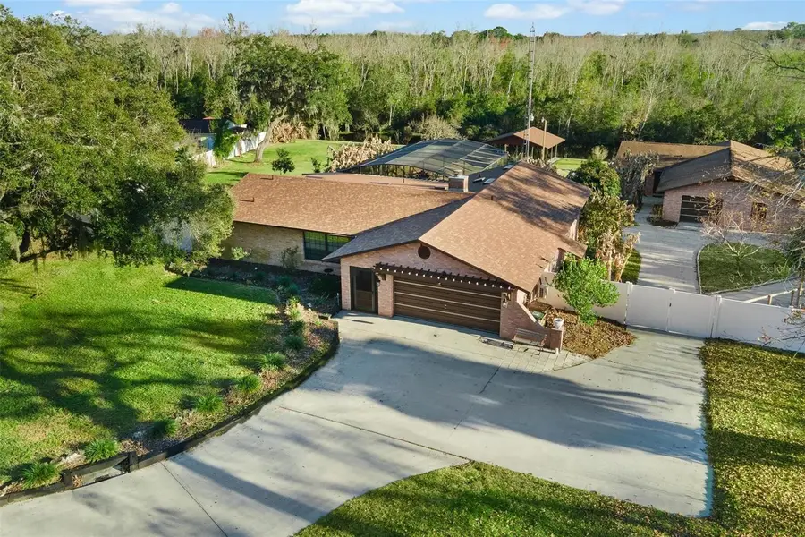 5411 Magnolia Ridge Road, Fruitland Park, FL 34731 - Image #2
