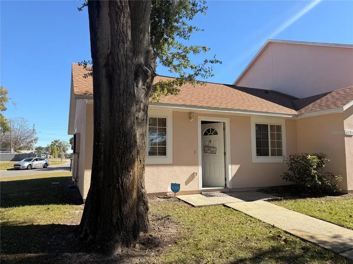 6701 Magnolia Pointe Circle, Orlando, FL 32810 - #1