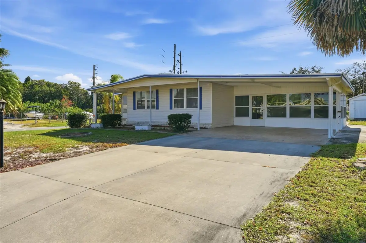1001 Belmont Circle, Tavares, FL 32778 - Image #1