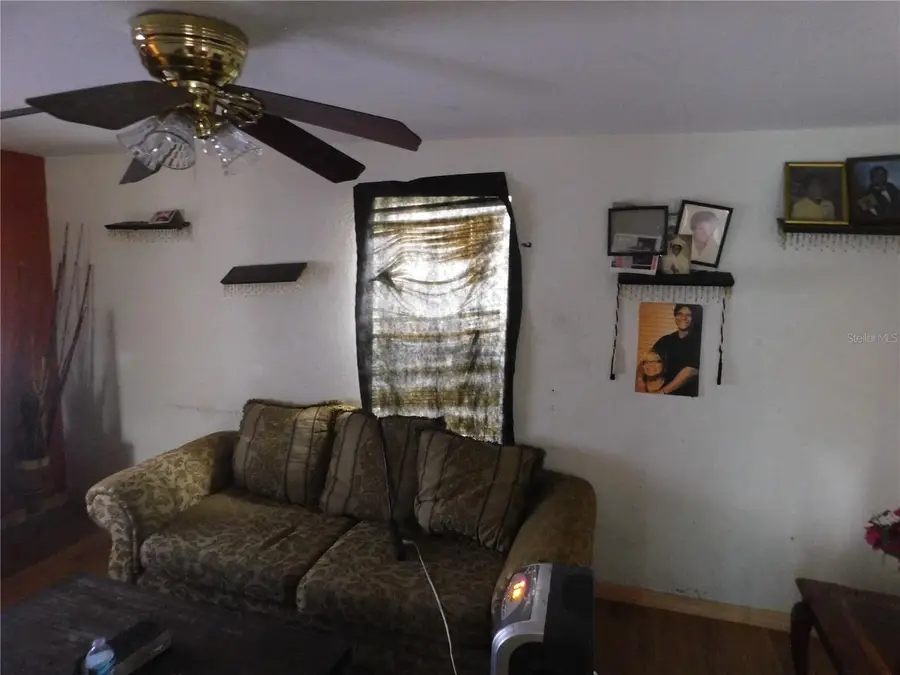 705 W Alfred Street, Tavares, FL 32778 - Image #2