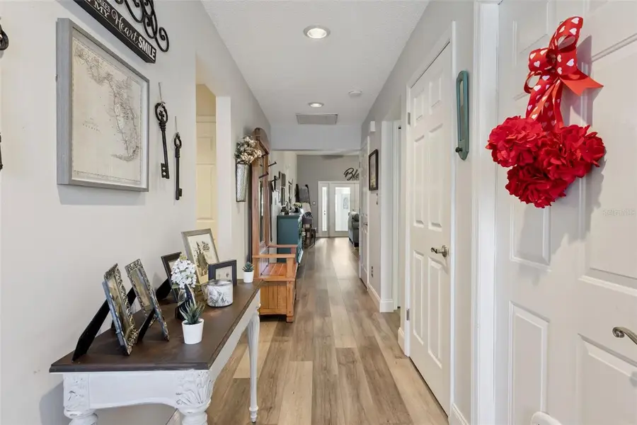 916 Belle Oak Drive, Leesburg, FL 34748 - Image #2