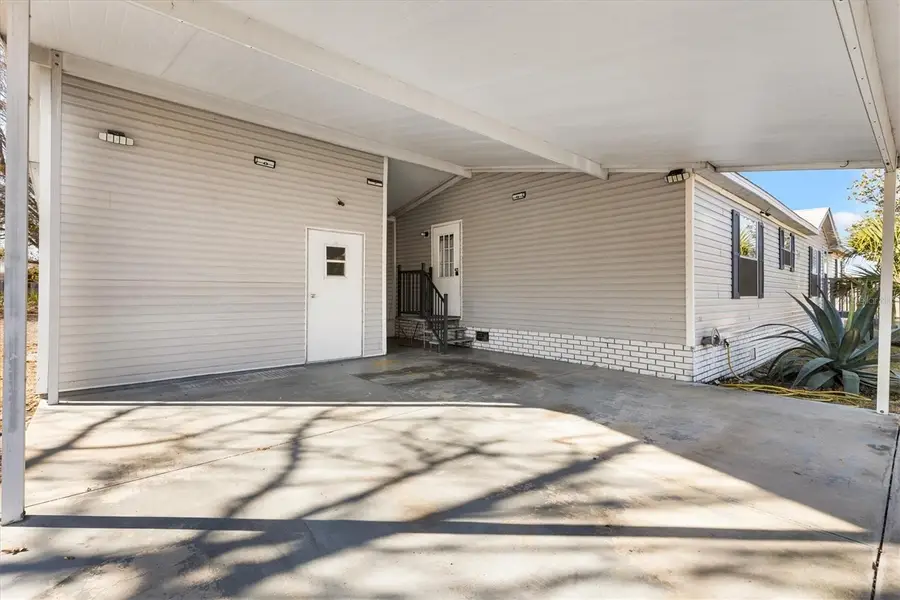 8185 County Road 109, Lady Lake, FL 32159 - Image #2