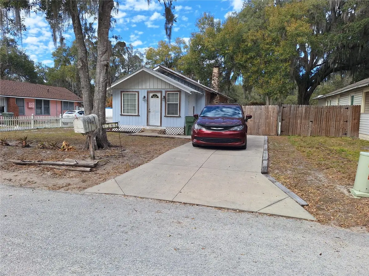 2306 Edgewater Avenue, Leesburg, FL 34748 - Image #1