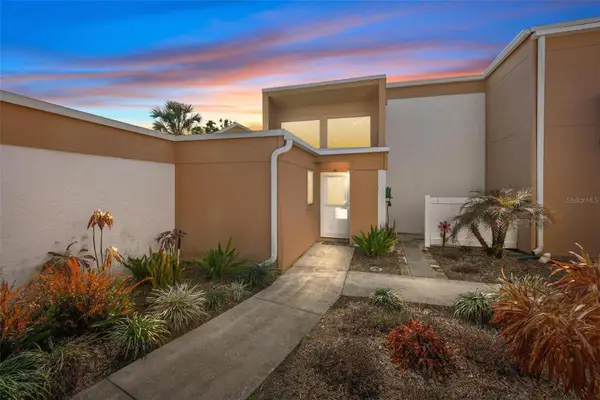 1051 S Highland Street #A, MOUNT DORA, FL 32757