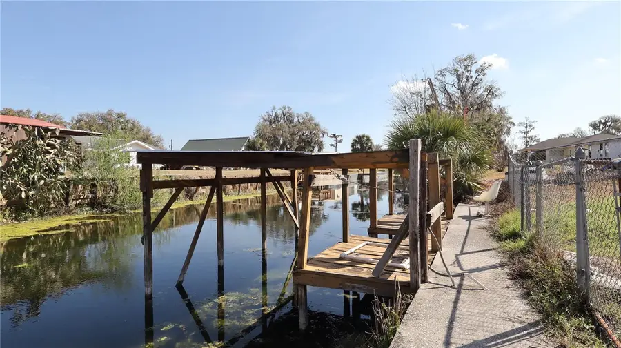 926 Cr 467, Lake Panasoffkee, FL 33538 - #2