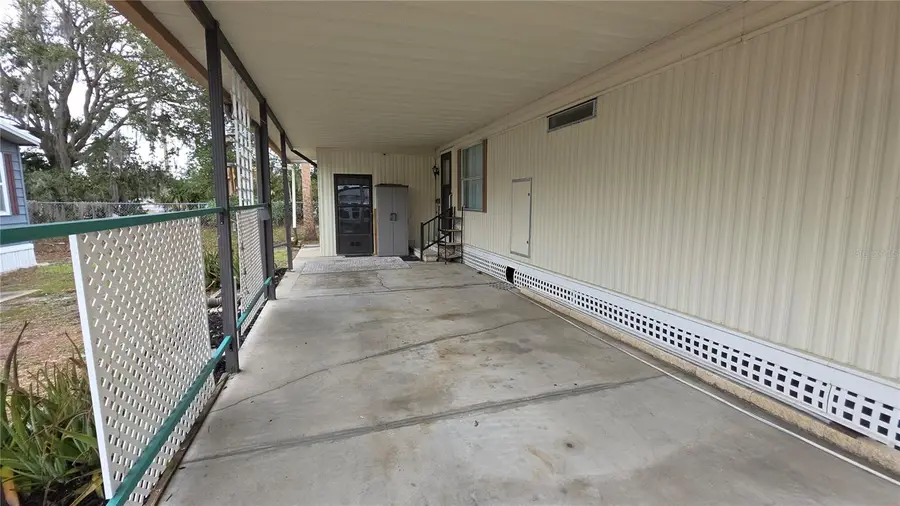 252 Pinewood Drive, Eustis, FL 32726 - #2