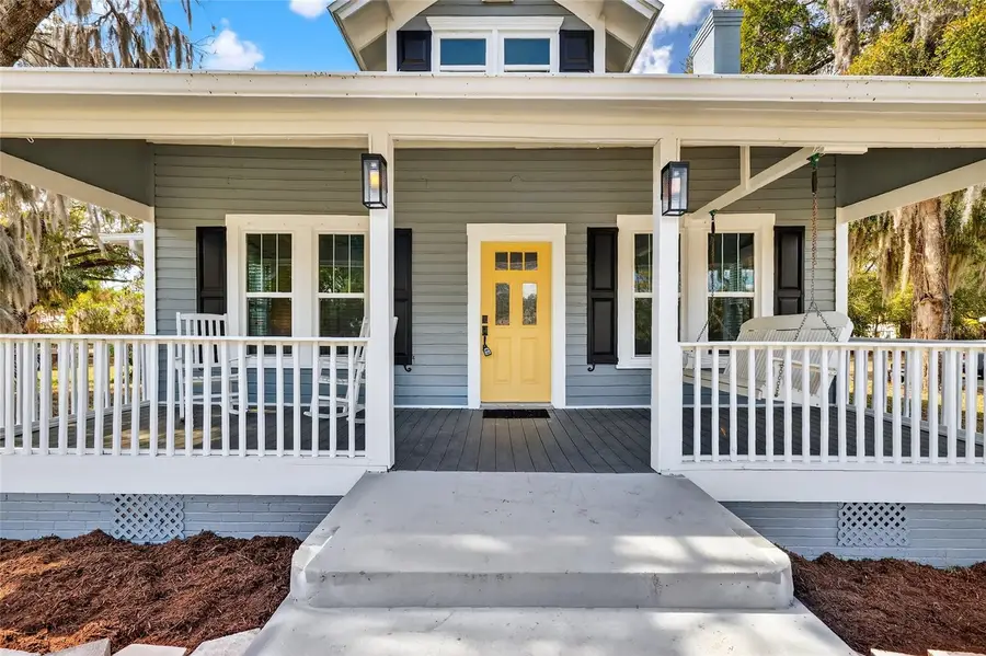 92 S Trowell Avenue, Umatilla, FL 32784 - #2