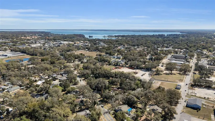 1201 Sunshine Avenue, Leesburg, FL 34748 - #3