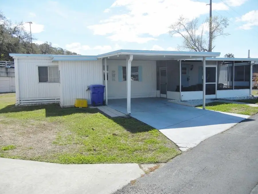 205 Rue De Pont, Tavares, FL 32778 - #2