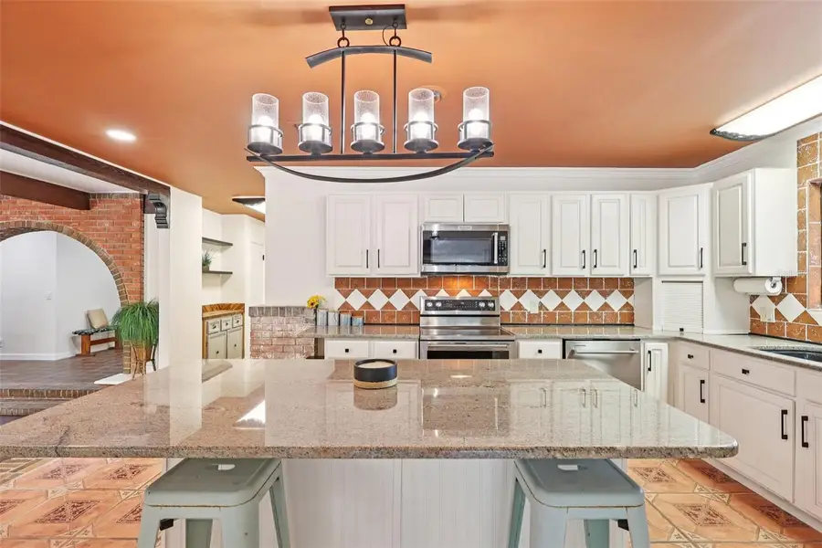 4219 Magnolia Avenue, Leesburg, FL 34748 - #2