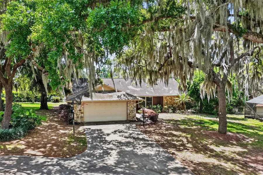 50 W Court Drive, Eustis, FL 32726 - #2