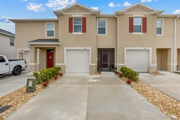 1041 Lido Drive, HOWEY IN THE HILLS, FL 34737