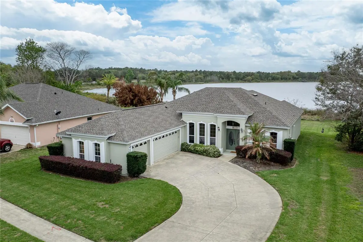 3804 Bayshore Circle, Tavares, FL 32778 - #1