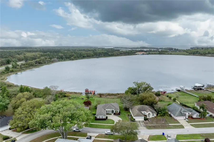 3804 Bayshore Circle, Tavares, FL 32778 - #3