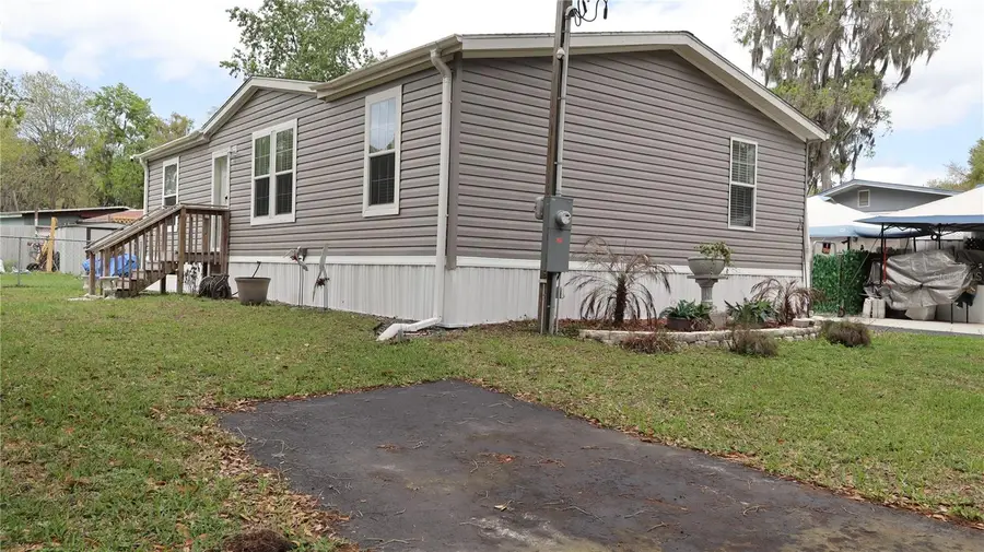 1912 Cr 439c, Lake Panasoffkee, FL 33538 - #3