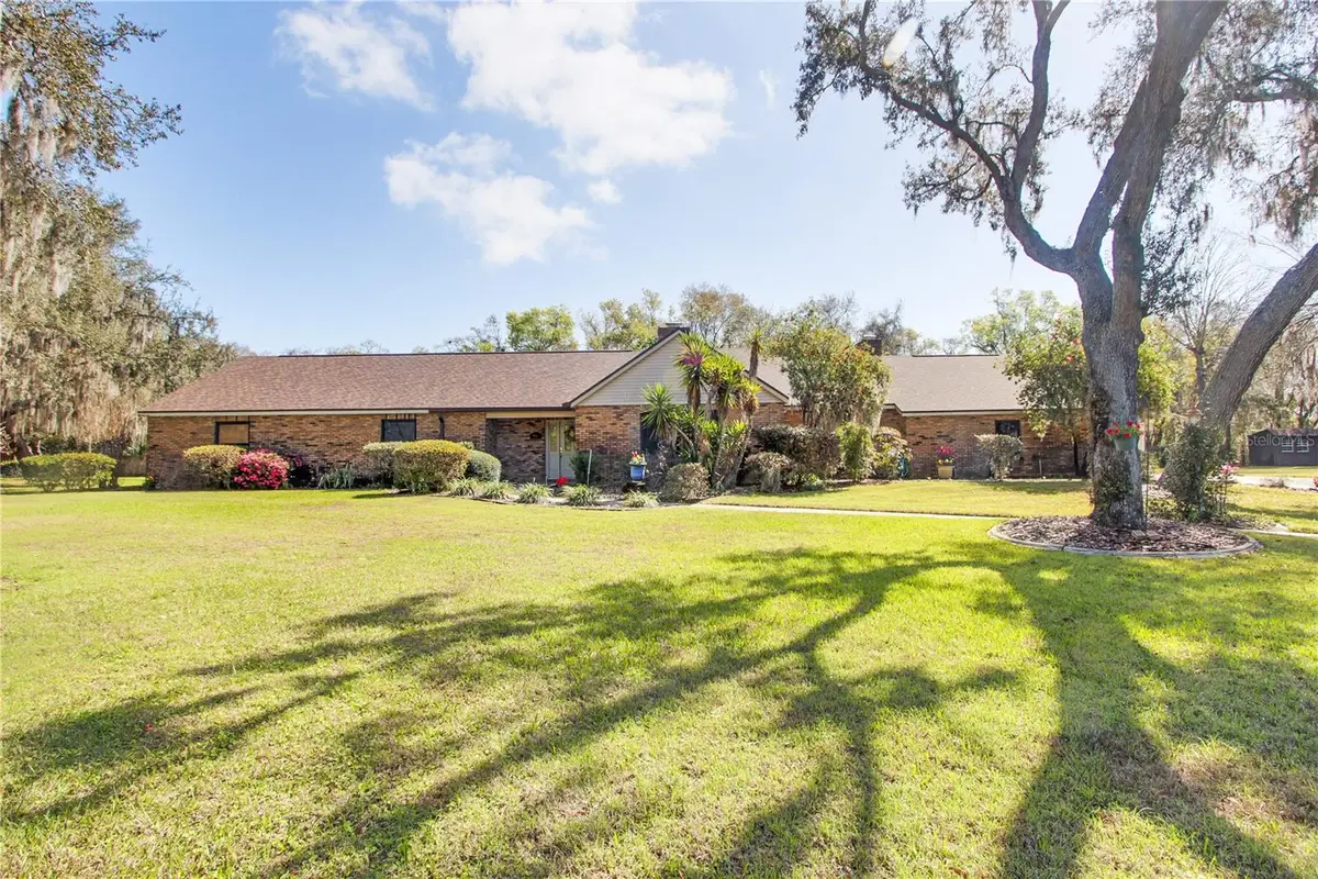 4353 Emmaus Road, Fruitland Park, FL 34731 - #1