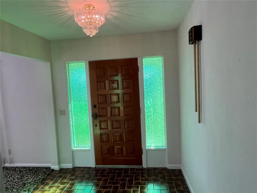 520 8th Street S, Dundee, FL 33838 - #3