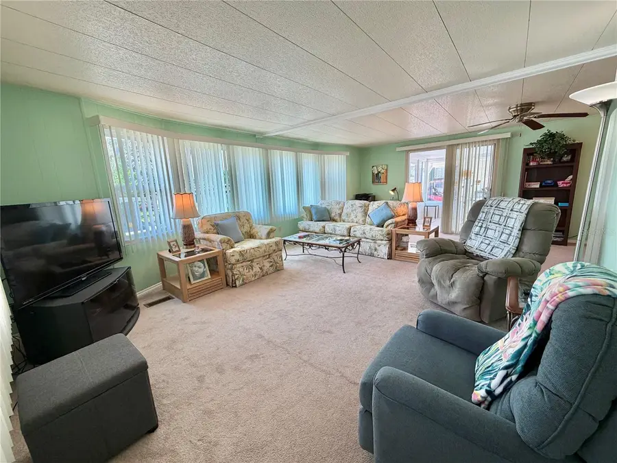 114 Aspen Circle, Leesburg, FL 34748 - #2