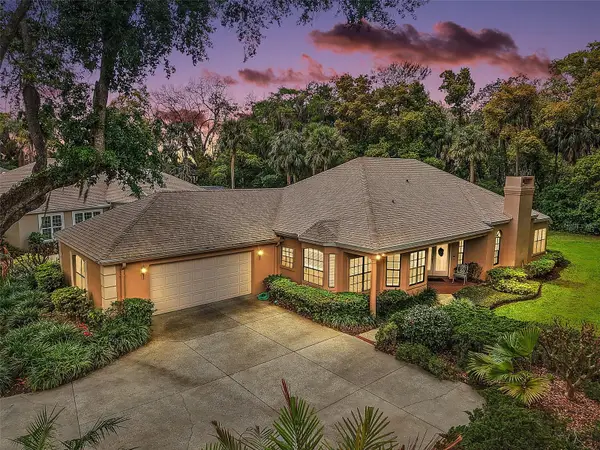 621 High Point Drive, MOUNT DORA, FL 32757