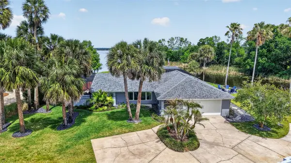 28828 Beauclaire Drive, TAVARES, FL 32778