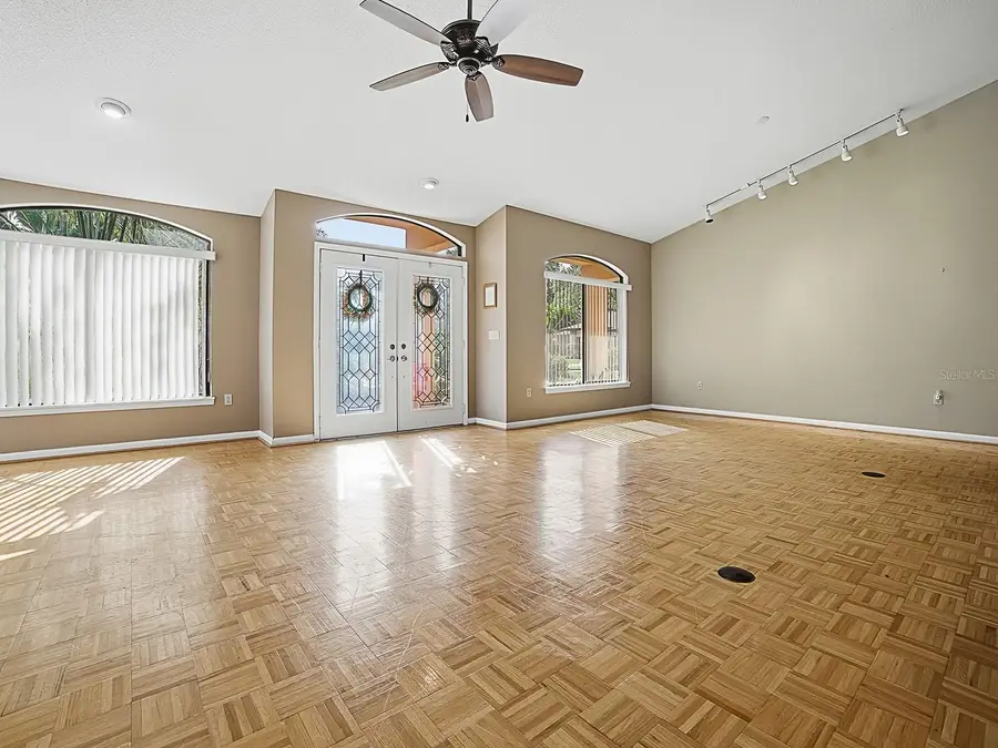 104 Peppertree Court, Yalaha, FL 34797 - #3