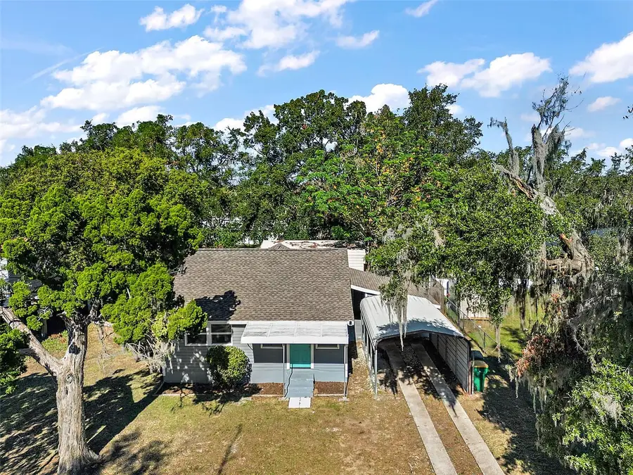 105 W Stevens Avenue, Eustis, FL 32726 - #2