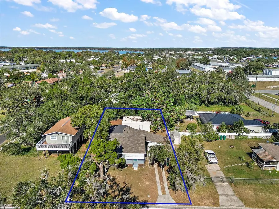 105 W Stevens Avenue, Eustis, FL 32726 - #3