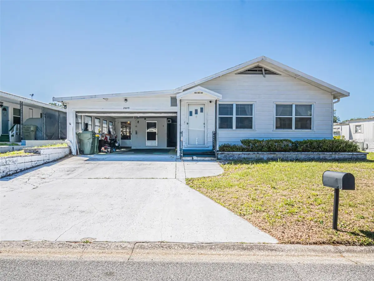 2609 Houston Place, Leesburg, FL 34748 - #1