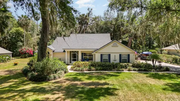 16730 Beauclaire Court, TAVARES, FL 32778