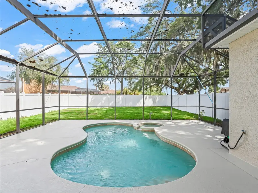 4942 NE 123rd Lane, Oxford, FL 34484 - #2