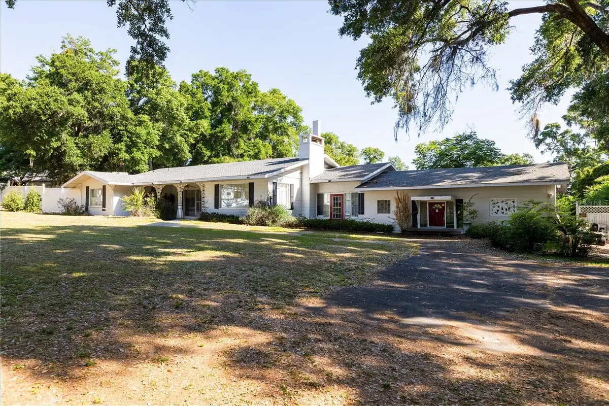 1505 E Crooked Lake Drive, Eustis, FL 32726 - #1