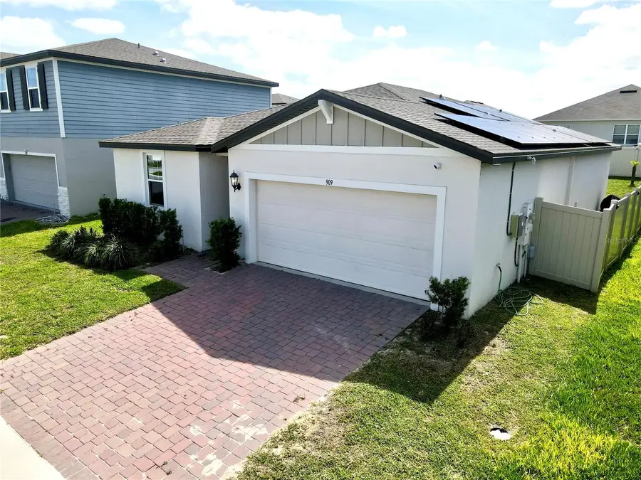 909 Cambridge Drive, Winter Haven, FL 33881 - #2