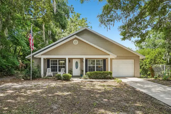 1274 N Palmetto Circle, EUSTIS, FL 32726