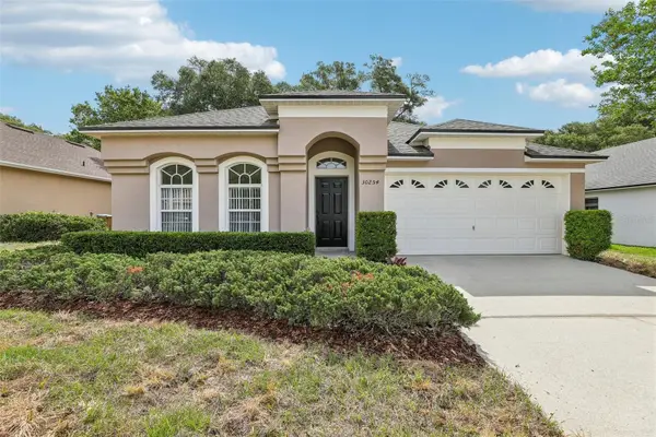 30254 Pga Drive, SORRENTO, FL 32776