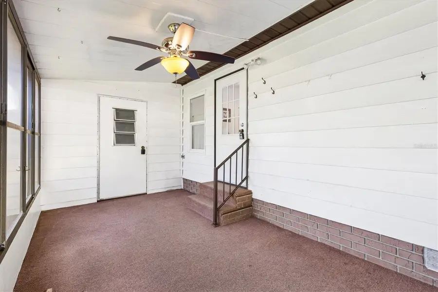 732 Royal Palm Avenue, Lady Lake, FL 32159 - #3