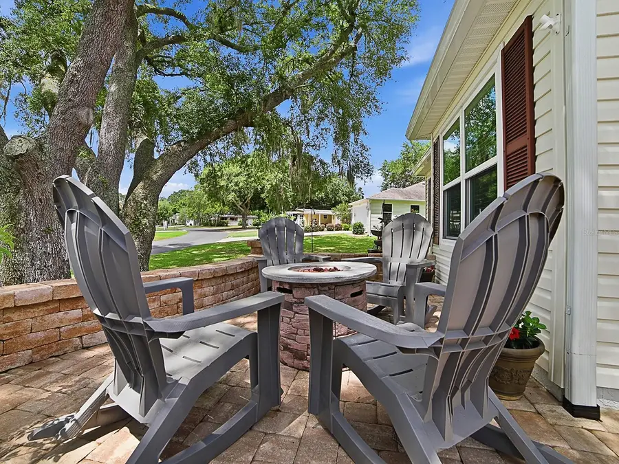 1033 Aloha Way, Lady Lake, FL 32159 - #3