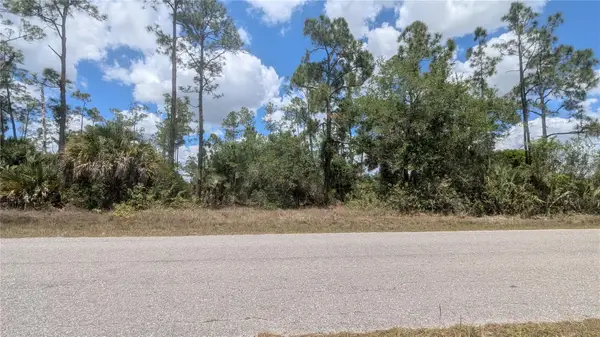 2105 E 9 Street, LEHIGH ACRES, FL 33936