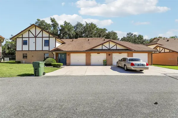 100 E Oak Terrace Drive #D2, LEESBURG, FL 34748