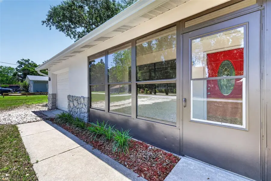 60 Outlook Street, Umatilla, FL 32784 - #3
