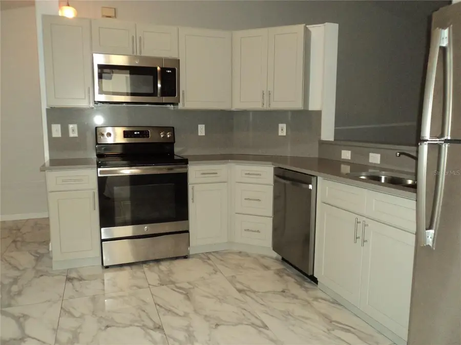 548 E Montrose Street, Clermont, FL 34711 - #2