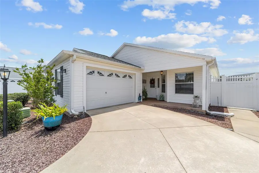 418 Flossmoor Court, The Villages, FL 32162 - #2