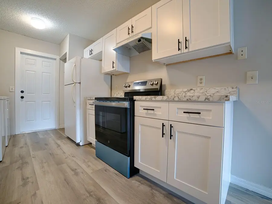 488 W Rosewood Lane #488, Tavares, FL 32778 - #3