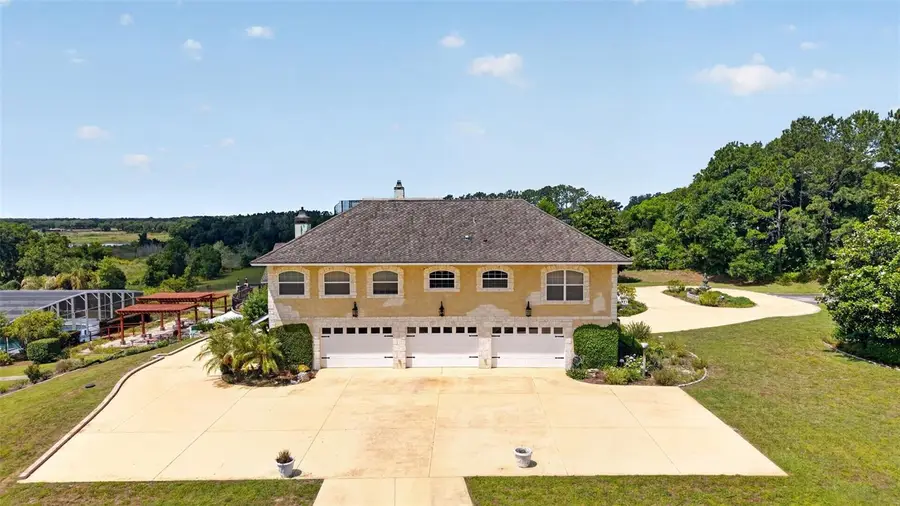 17269 SE 260th Avenue Road, Umatilla, FL 32784 - #3