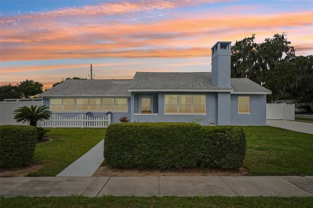 1211 Morningside Drive, Mount Dora, FL 32757 - #1