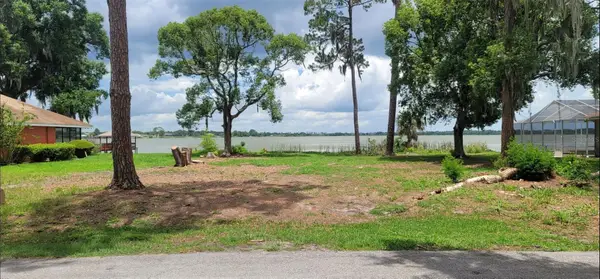 4220 Lake Marianna Drive, WINTER HAVEN, FL 33881