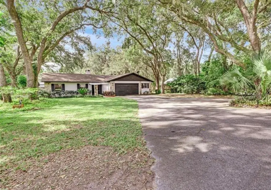 4308 Allen Road, Fruitland Park, FL 34731 - #3