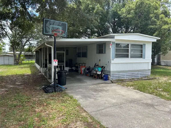 9640 SE 161st Place, SUMMERFIELD, FL 34491