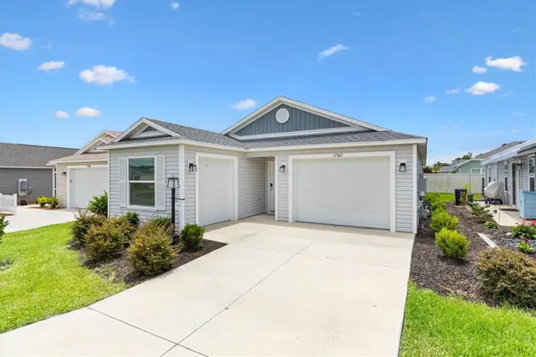 1742 Phifer Place, THE VILLAGES, FL 34762