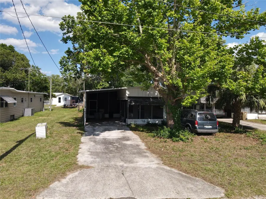 28814 Hubbard Street, Leesburg, FL 34748 - #2