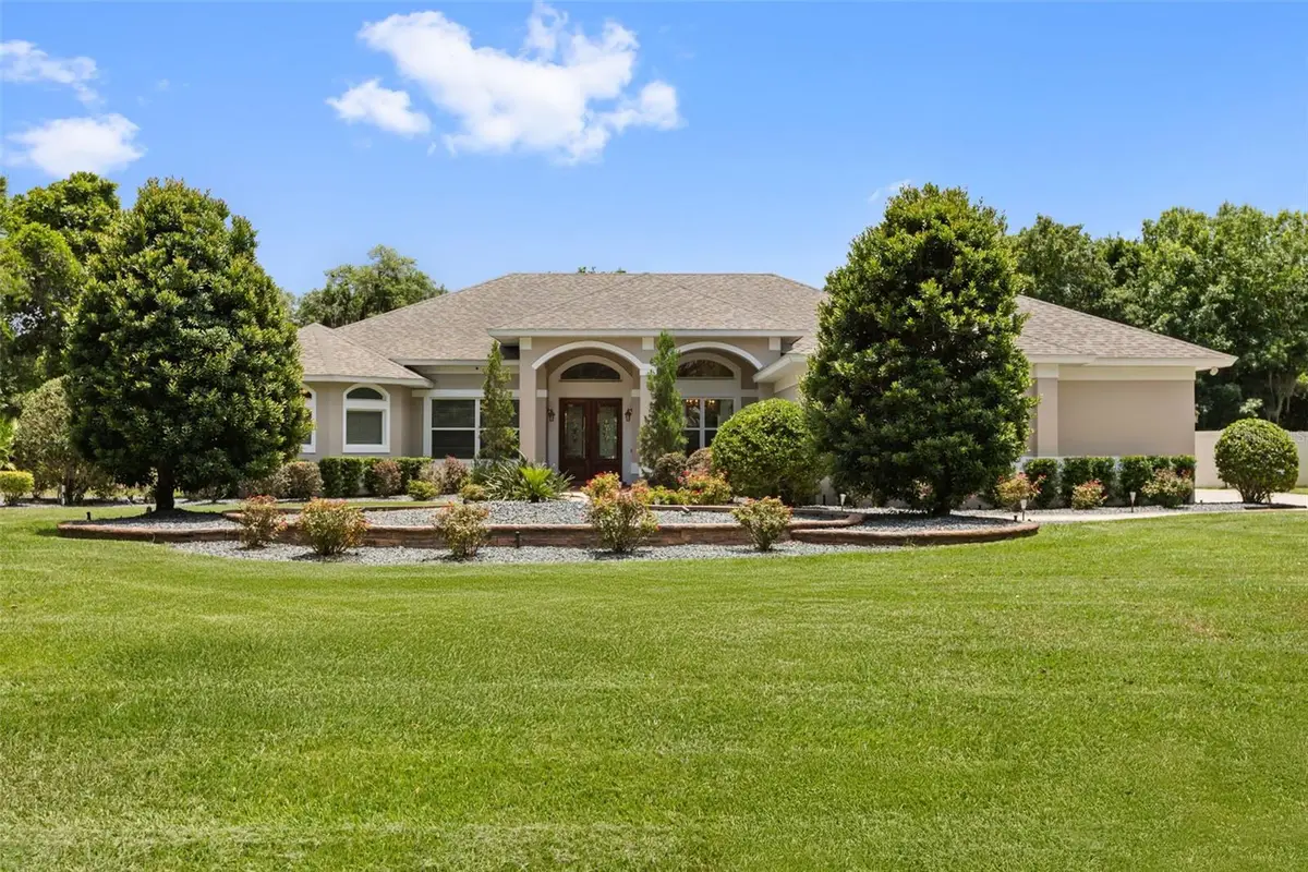 15900 Acorn Circle, Tavares, FL 32778 - #1